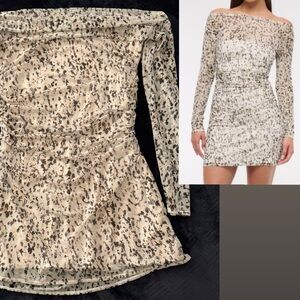 Abercrombie & Fitch Off-The-Shoulder Mesh Mini Dress light brown leopard print✨
